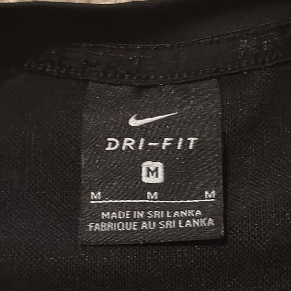 Nike Tank Top - Picture 3 of 3